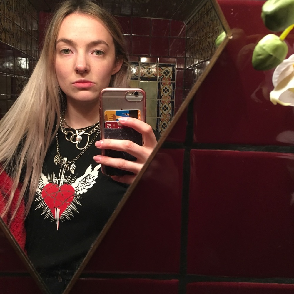 Meet your Posher, Olivia